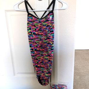 TYR Durafast Diamondfit one piece, size 36